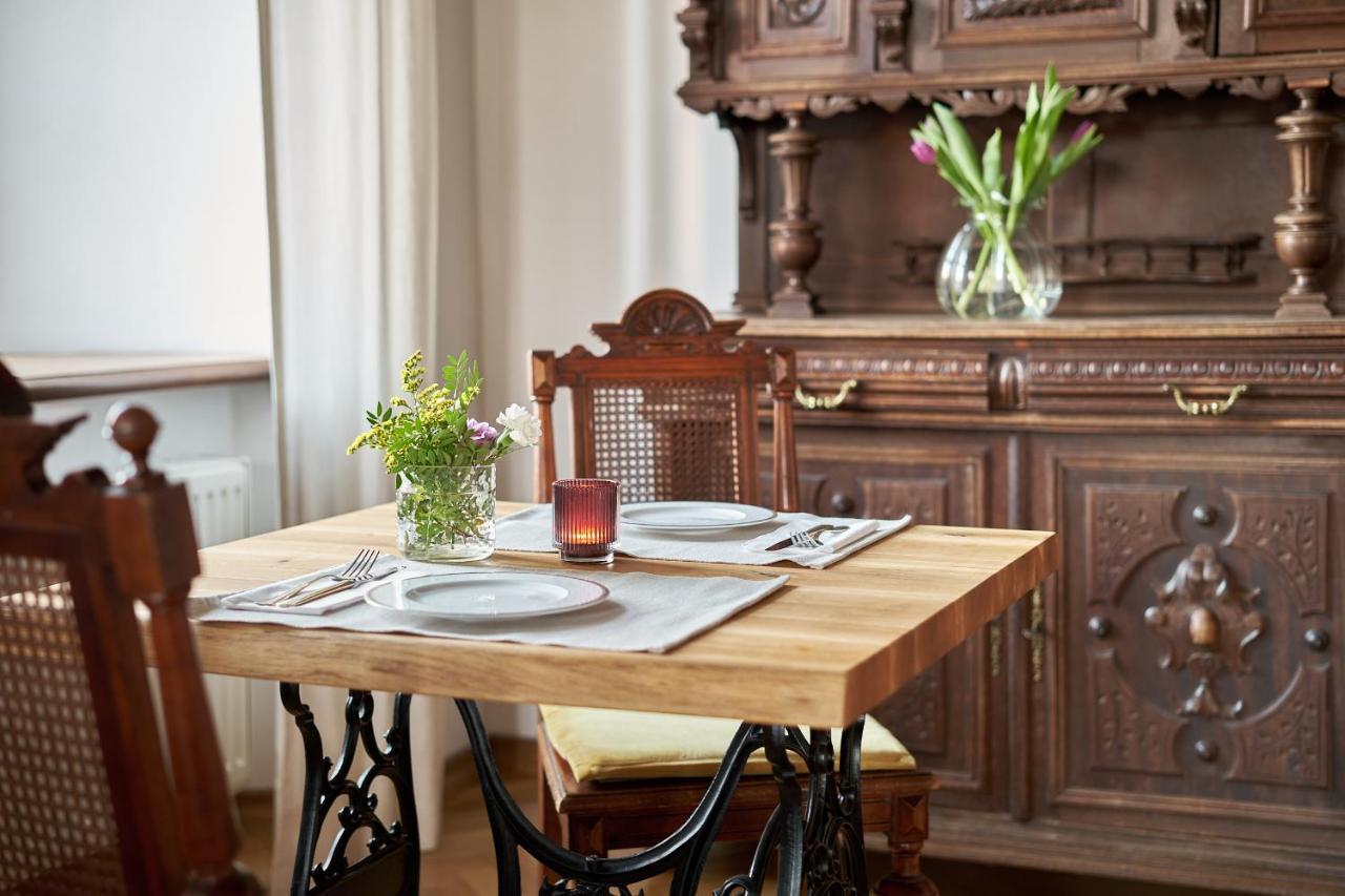 Boutique Palac Warmatowice Sienkiewiczowskie 莱格尼察 外观 照片